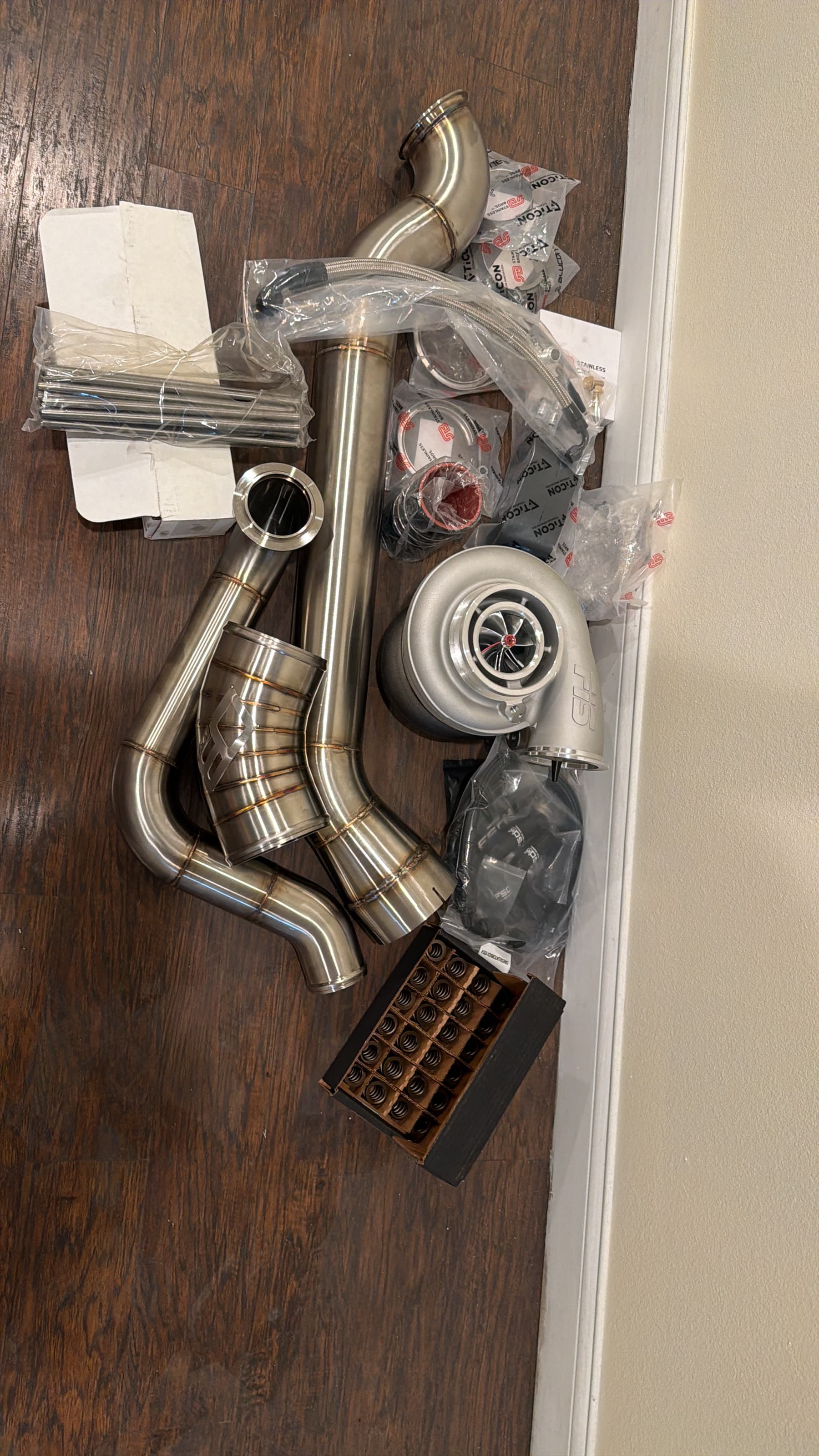 5.9L street build that makes 1,000 and still starts cold — shop photo 3